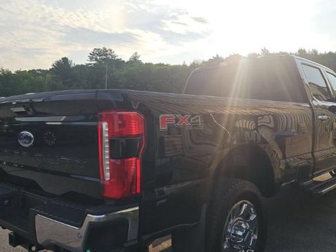 Used 2024 Ford F350 Lariat w/ Chrome Package AWD/4WD image 4