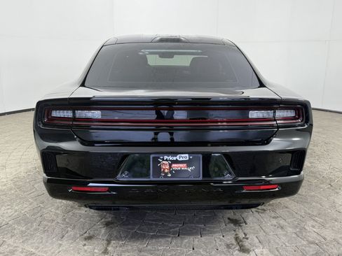 Used 2025 Dodge Charger Daytona R/T w/ Plus Group AWD/4WD image 6