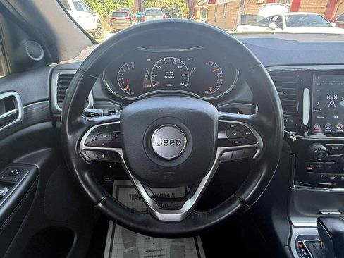 Used 2020 Jeep Grand Cherokee Altitude image 16