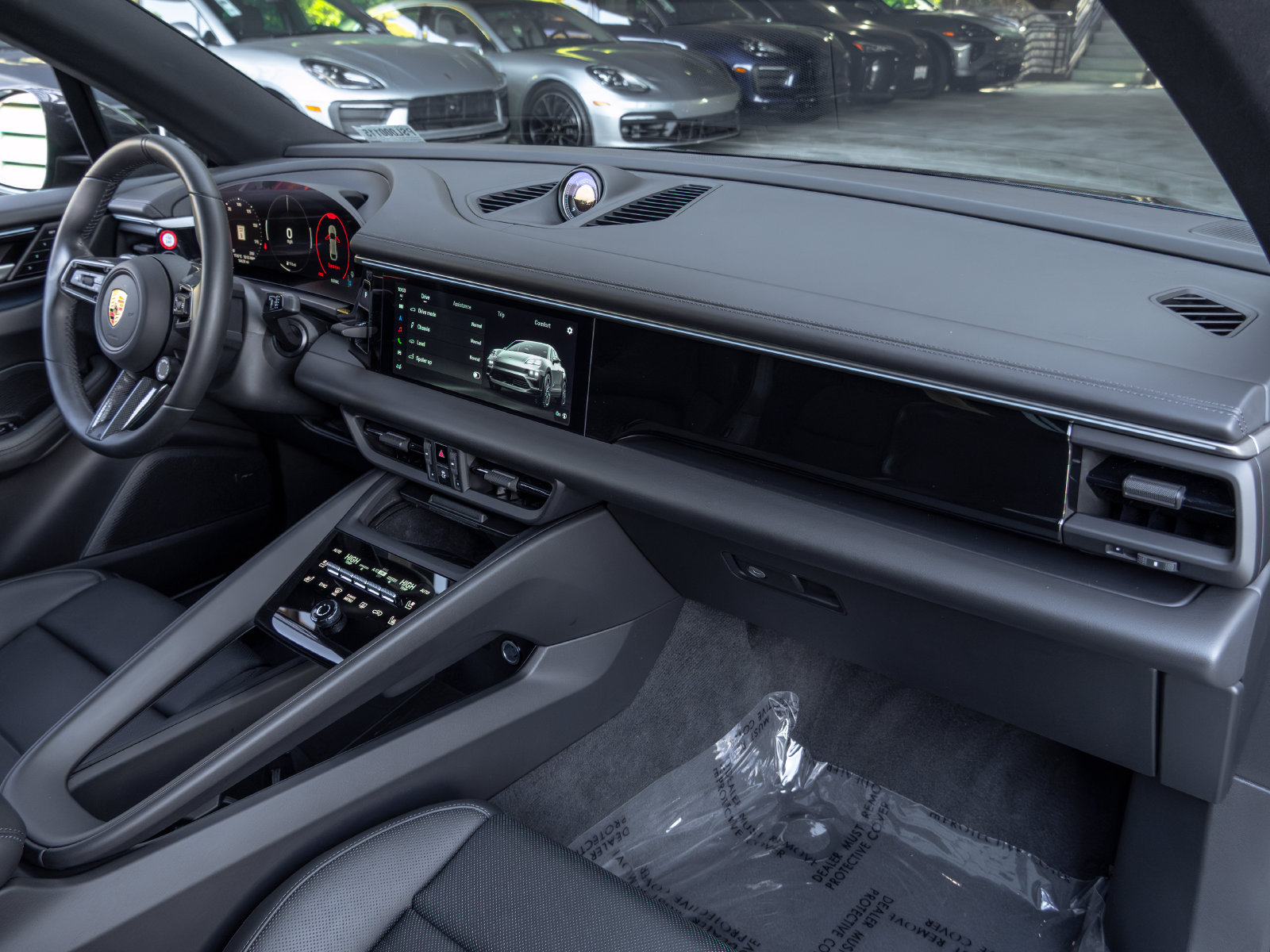 Certified 2025 Porsche Macan 4 Electric AWD/4WD image 56