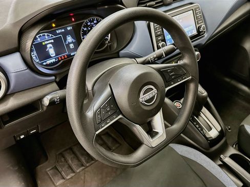 Used 2024 Nissan Versa SV FWD image 18