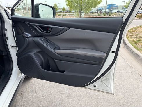 Used 2022 Subaru Crosstrek 2.5i Sport w/ Moonroof Package image 24