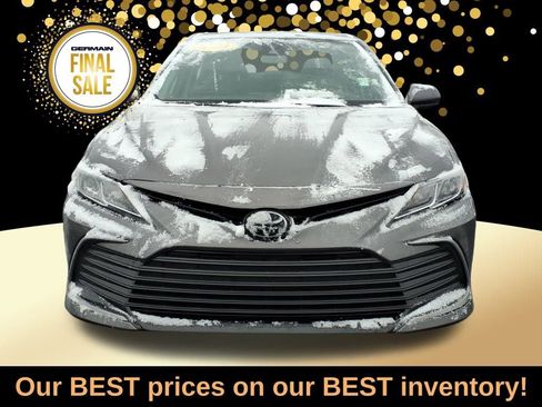 Used 2024 Toyota Camry LE image 3