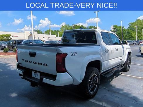 Used 2024 Toyota Tacoma TRD Sport AWD/4WD image 5