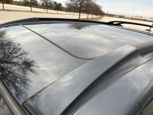 Used 2011 Hyundai Santa Fe Limited w/ Navigation Pkg 4 image 40