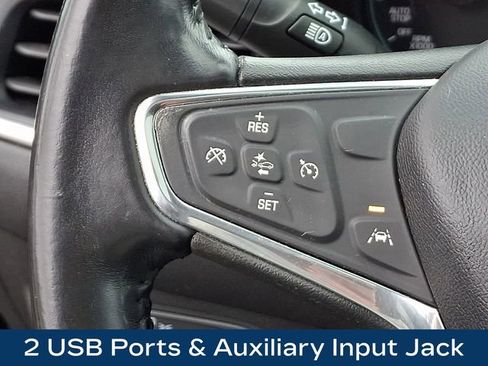 Used 2020 Chevrolet Equinox LT image 24