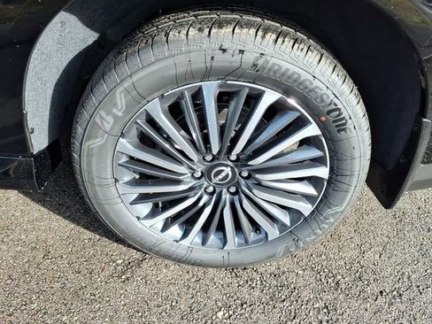 New 2026 Nissan Armada Platinum Reserve image 4