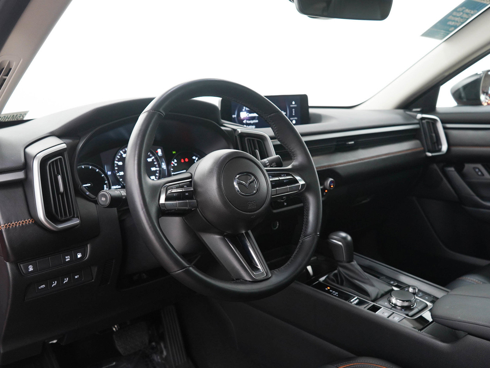 Used 2025 MAZDA CX-50 AWD 2.5 Hybrid w/ Premium Pkg image 24
