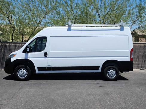 Used 2023 RAM ProMaster 2500 FWD image 5