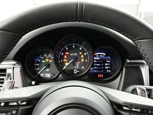 Certified 2025 Porsche Macan GTS AWD/4WD image 9