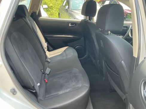 Used 2015 Nissan Rogue S AWD/4WD image 24