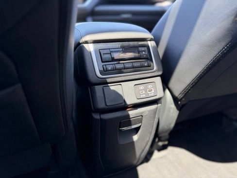 Used 2023 Subaru Ascent Limited w/ Technology Package AWD/4WD image 22