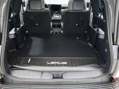Used 2026 Lexus GX 550 w/ Accessory Package (2T) AWD/4WD image 69
