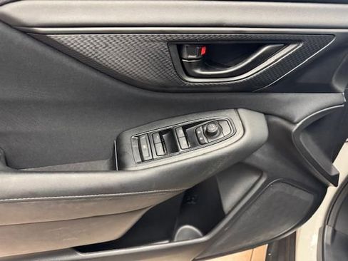Used 2022 Subaru Outback AWD/4WD image 8