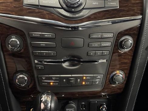 Used 2020 Nissan Armada Platinum w/ Captain's Chairs Package RWD image 26