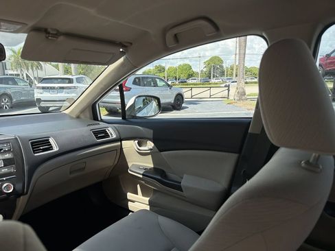 Used 2013 Honda Civic LX image 11