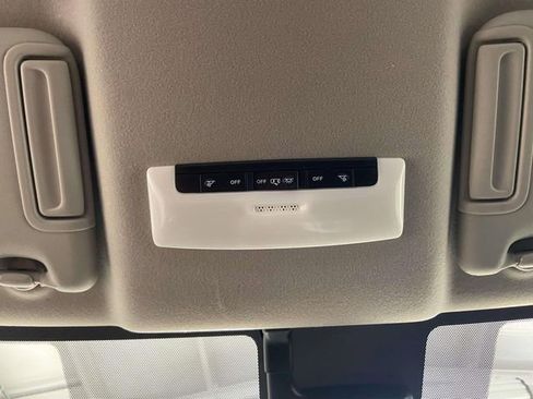 New 2025 Nissan Versa SV w/ Trunk Package image 12