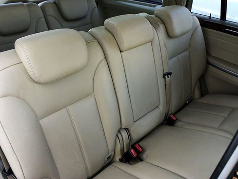 Used 2010 Mercedes-Benz GL 450 4MATIC image 14