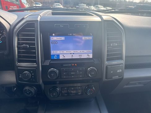 Used 2019 Ford F150 XLT w/ Equipment Group 302A Luxury image 9
