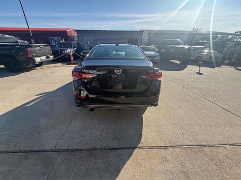 Used 2020 Nissan Sentra SR image 19