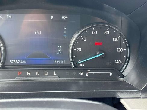 Used 2022 Ford Explorer XLT w/ Equipment Group 202A AWD/4WD image 31