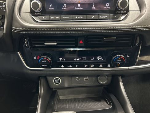 Used 2023 Nissan Rogue SL image 22