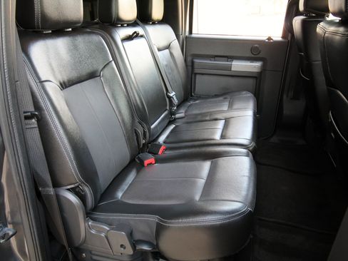 Used 2014 Ford F350 Lariat w/ Lariat Ultimate Package image 45