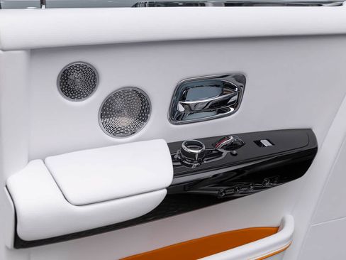 New 2027 Rolls-Royce Phantom Sedan RWD image 71