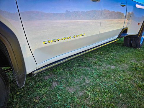 New 2026 GMC Sierra 3500 Denali Ultimate image 14