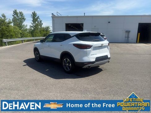 Used 2025 Chevrolet Blazer LT AWD/4WD image 4