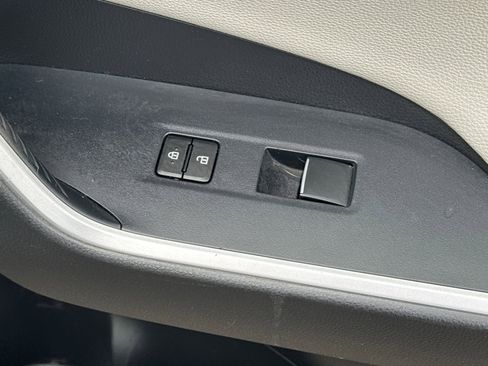 Used 2020 Toyota RAV4 Limited image 22