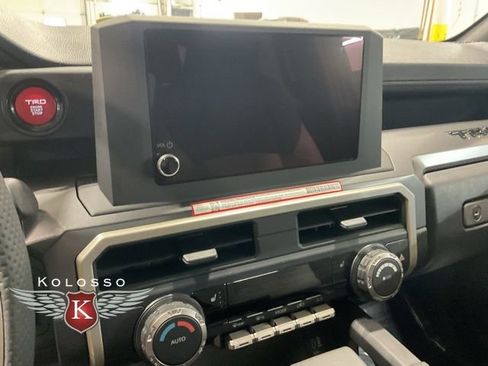 New 2026 Toyota Tacoma 4x4 Double Cab image 15