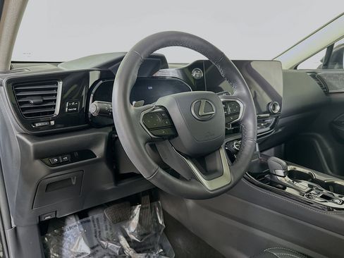 Used 2024 Lexus NX 350h AWD w/ Vision Package image 9
