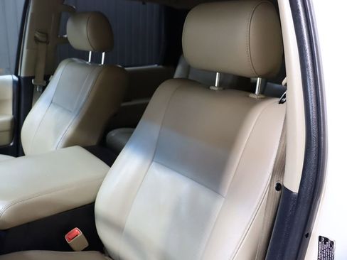 Used 2013 Toyota Sequoia Platinum RWD image 39