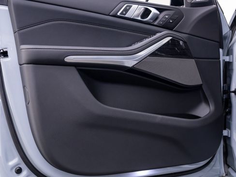 Certified 2026 BMW X5 M60i AWD/4WD image 14