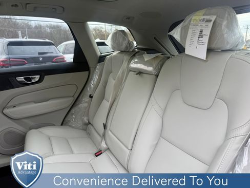 New 2026 Volvo XC60 B5 Ultra w/ Protection Package Premier image 14