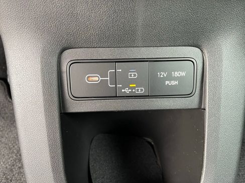 New 2025 Hyundai Ioniq 5 SEL image 25