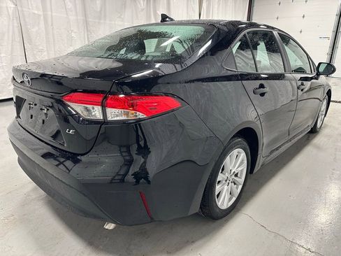 Used 2025 Toyota Corolla LE w/ LE Premium Package image 7