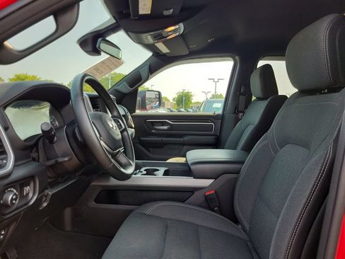 Used 2022 RAM 1500 Big Horn AWD/4WD image 18