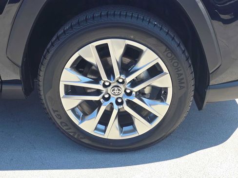 Used 2025 Toyota RAV4 Limited AWD/4WD image 9