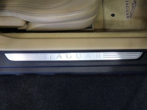 Used 2010 Jaguar XKR R RWD image 43