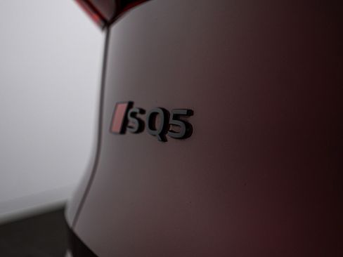 Certified 2025 Audi SQ5 Premium Plus w/ Premium Plus Package image 24