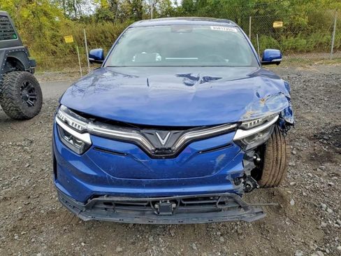 Used 2024 VinFast VF 8 Plus image 2