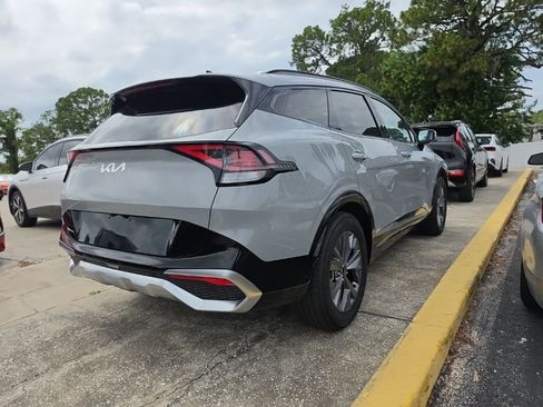 Certified 2025 Kia Sportage SX FWD image 18