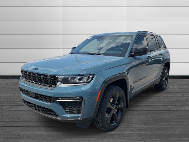 New 2027 Jeep Grand Cherokee Limited w/ Limited Altitude Package AWD/4WD image 8