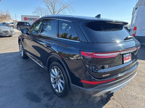 Used 2022 Lincoln Corsair AWD w/ Premium Package image 11