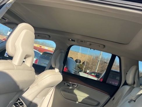 Used 2016 Volvo XC90 T6 Inscription w/ Vision Package image 30