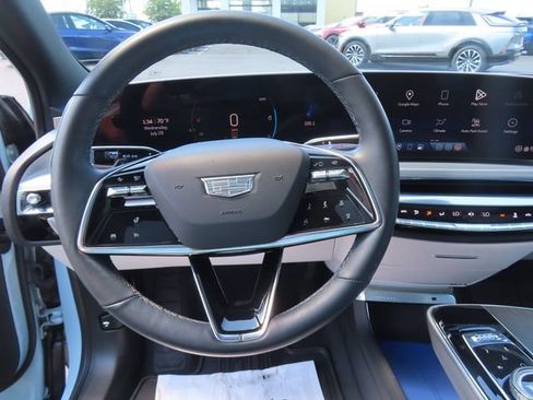 Certified 2024 Cadillac Lyriq Luxury RWD image 15