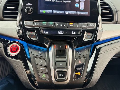 Used 2023 Honda Odyssey Touring image 20