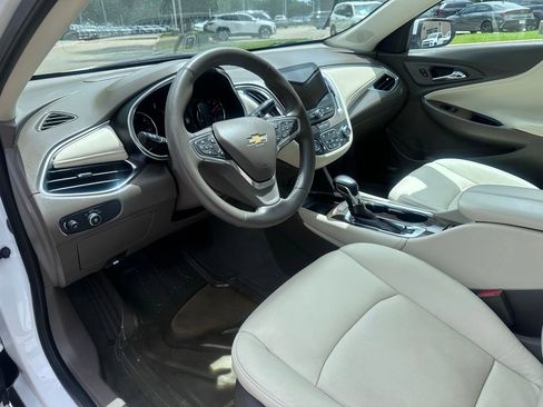 Used 2024 Chevrolet Malibu LT FWD image 23
